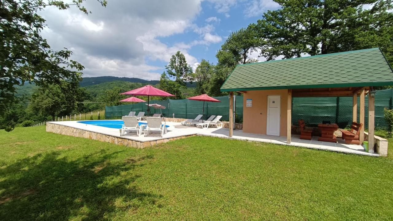 Villa Green Oasis With Pool Sarajevo Exterior photo